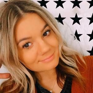 Meet your Posher, Courtney
